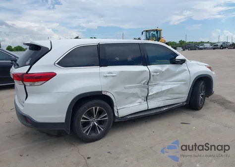 2018 Toyota Highlander Le Plus from USA, damaged, VIN 5TDZZRFH7JS251322